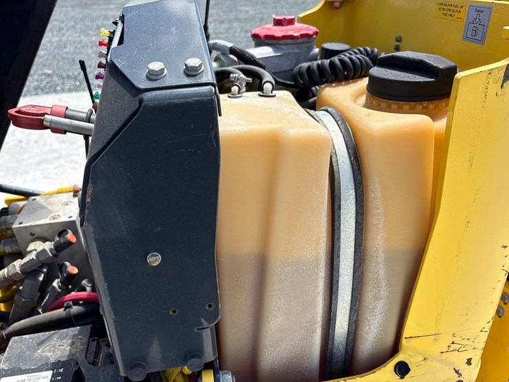 2018-bomag-bmp8500-image-14