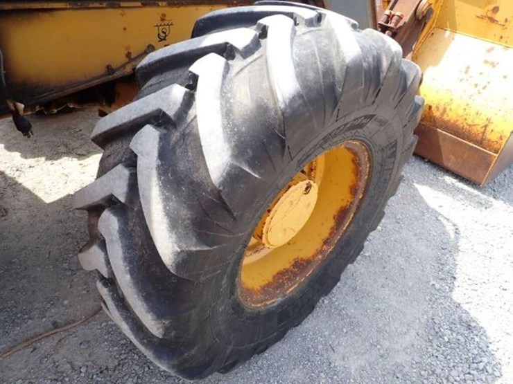 2009-deere-310sj-image-74