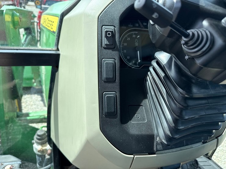 john-deere-5090e-image-62