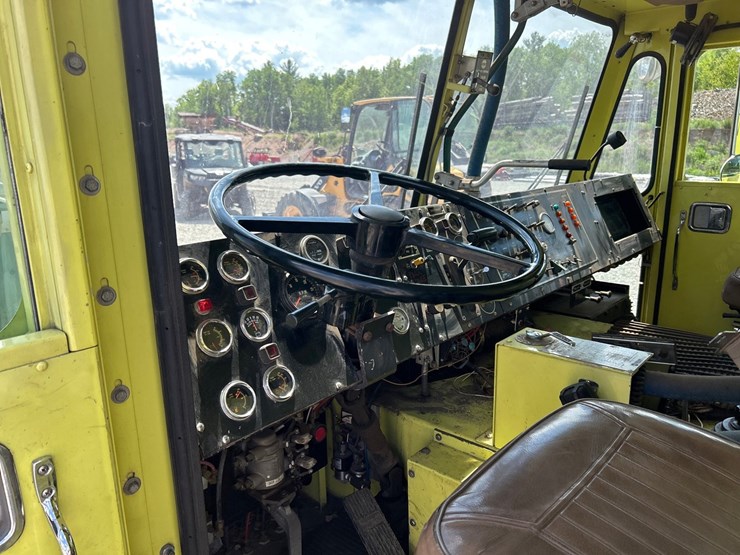 #5028-•-1991-amertek-2500-l-fire-truck-image-59