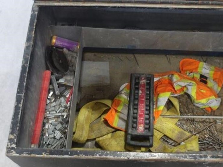 60-in.-x-32-in.-x-30-in.-tool-box(es)-image-6