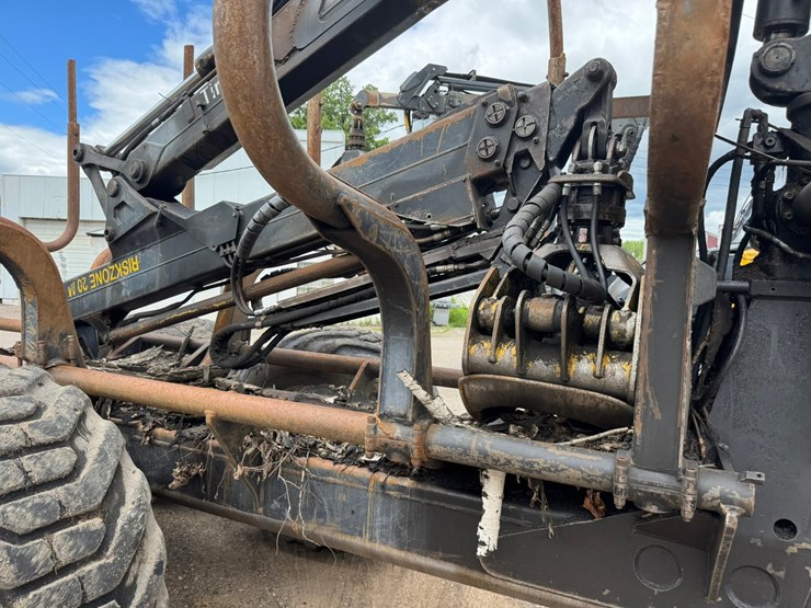 deere-1110d-image-22