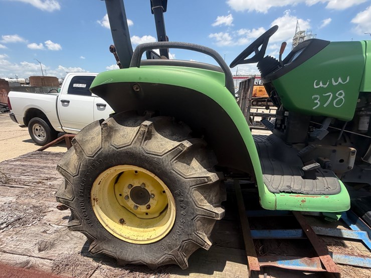 #91-•-john-deere-tractor-image-22