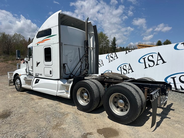 2014-kenworth-t660-image-3