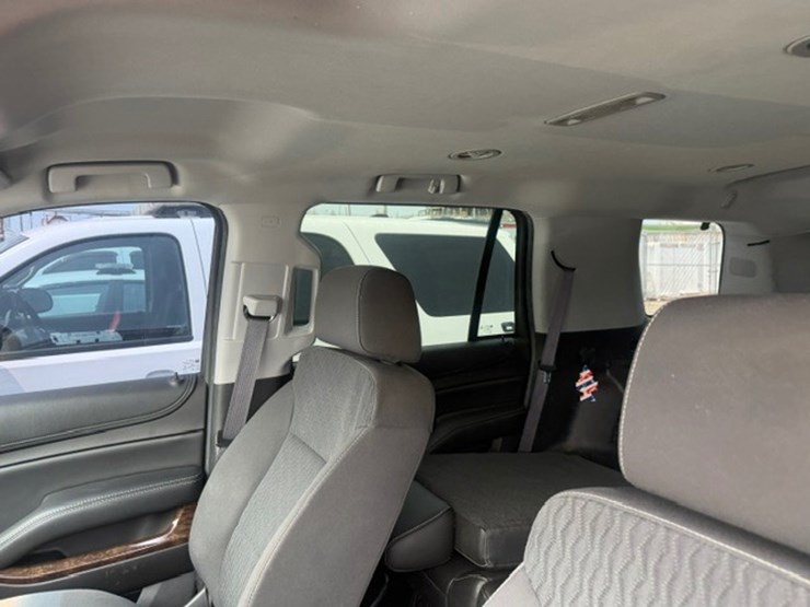2017-chevrolet-tahoe-image-20