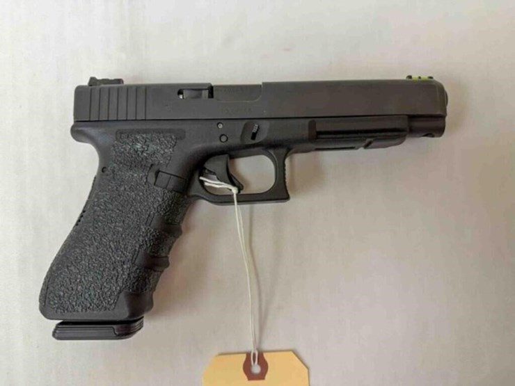 glock-pistol-image-2