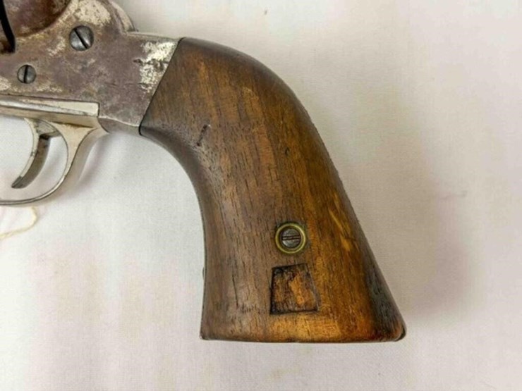 remington-arms-revolver-image-2