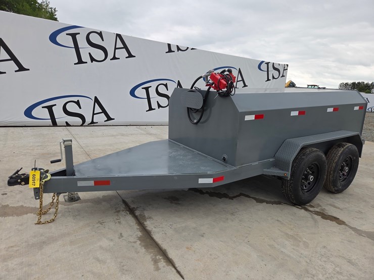 #60917-•-x-star-trailers-approx.-990-gallon-trailer-image-1