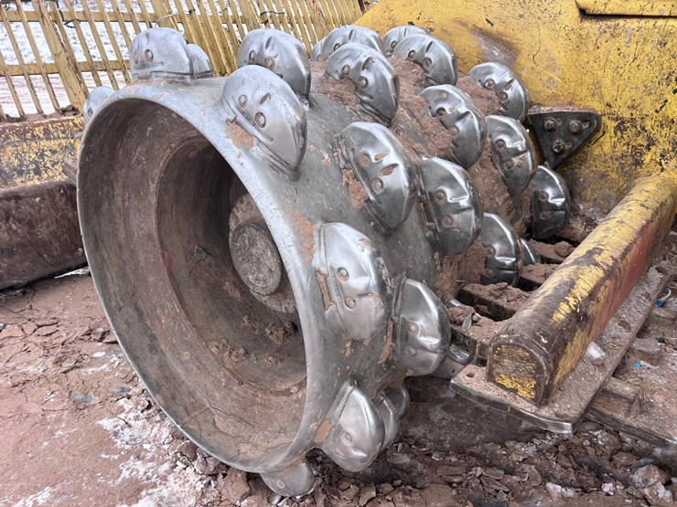 #1459-•-2012-bomag-bc572-compactor-image-52