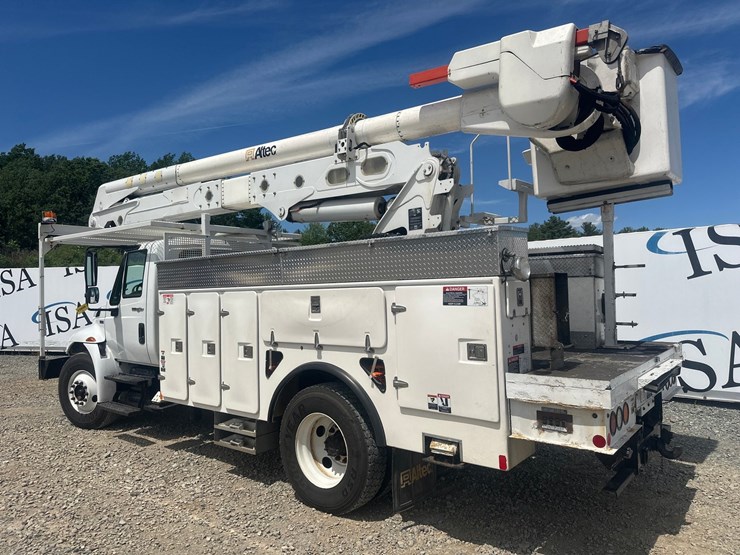 2013-international-durastar-4300-image-3
