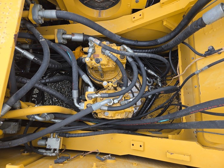 caterpillar-349el-image-29