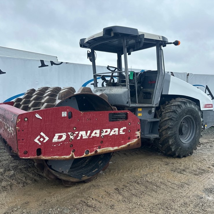 2020 DYNAPAC CA2500PD