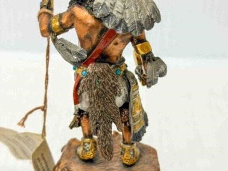 legends-sculpture-image-3