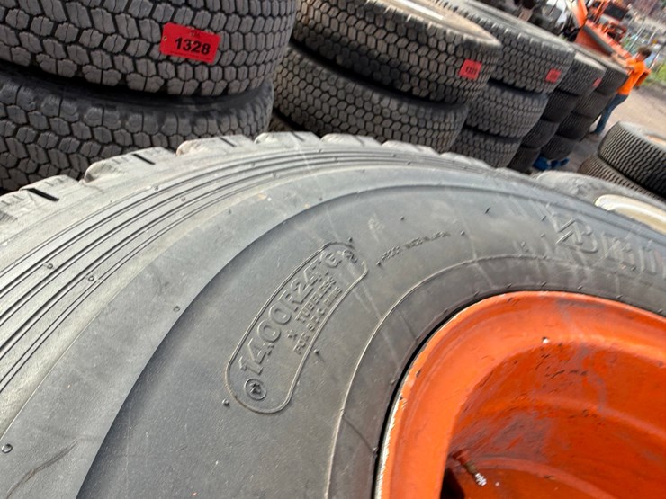 #1338-•-bridgestone-tires-with-rims-image-8