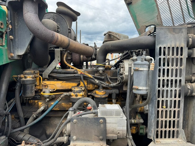 deere-1110d-image-56