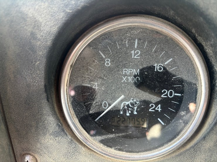 mack-rd688s-image-55
