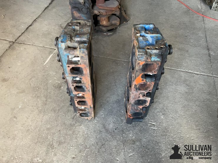 ford-351-cleveland-4v-quench-heads-image-2