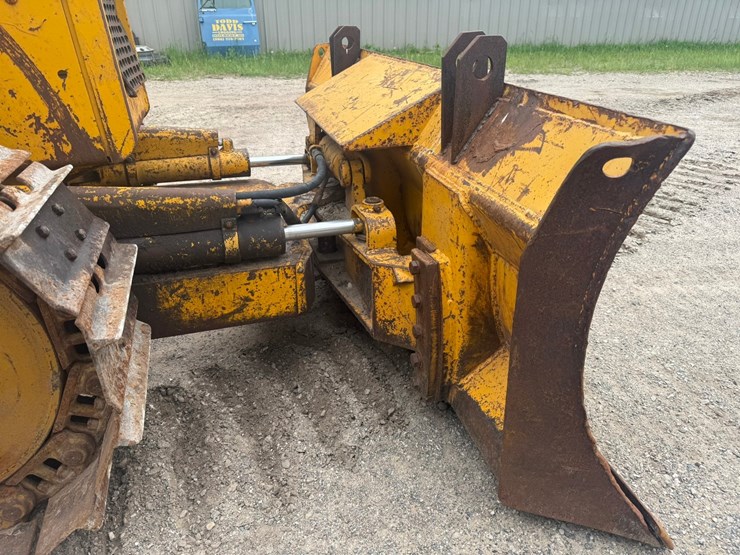 john-deere-450e-image-10