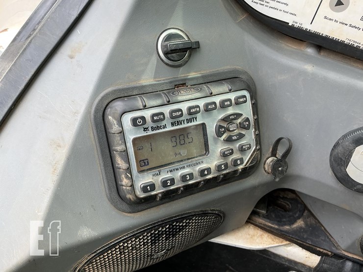 2019-bobcat-t770-image-16