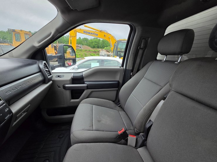 2019-ford-f350-xlt-image-49