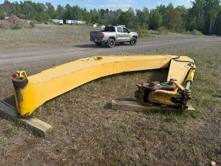 #1322-•-pc300-boom-image-4