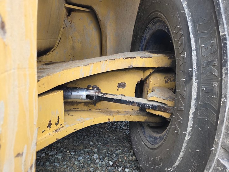 #60845-•-hyster-275-forklift-image-31