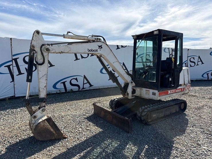 bobcat-231-image-1