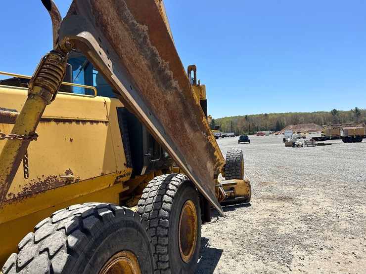 komatsu-gd650a-image-61
