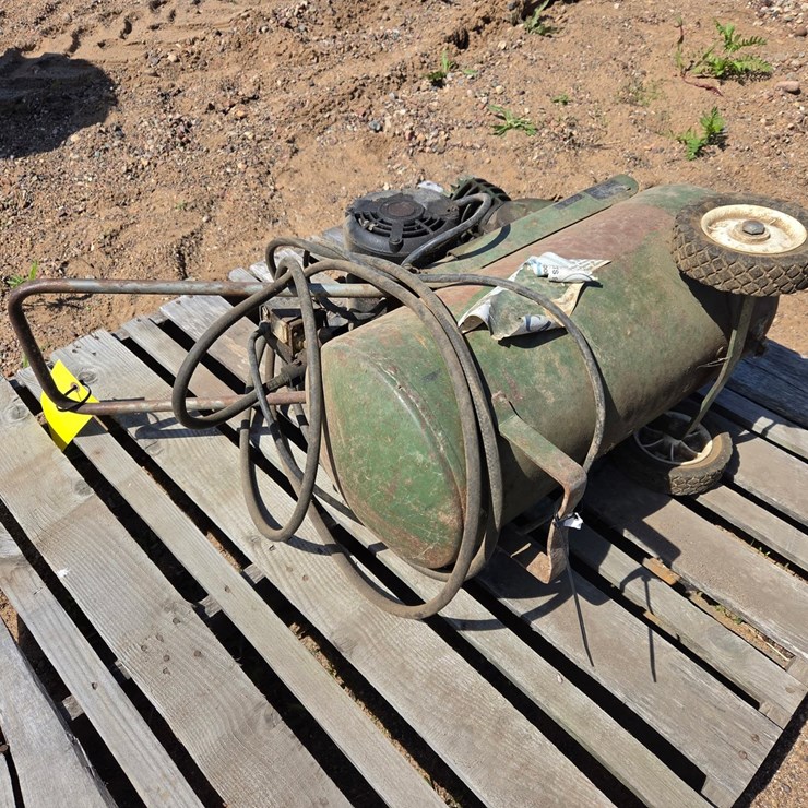 #6181 • Campbell Hausfeld FL-3302 Air Compressor
