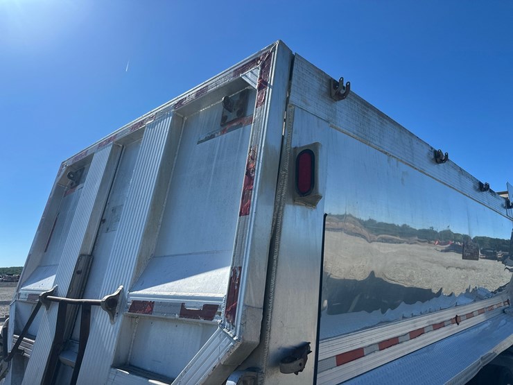 2007-international-durastar-4400-image-16