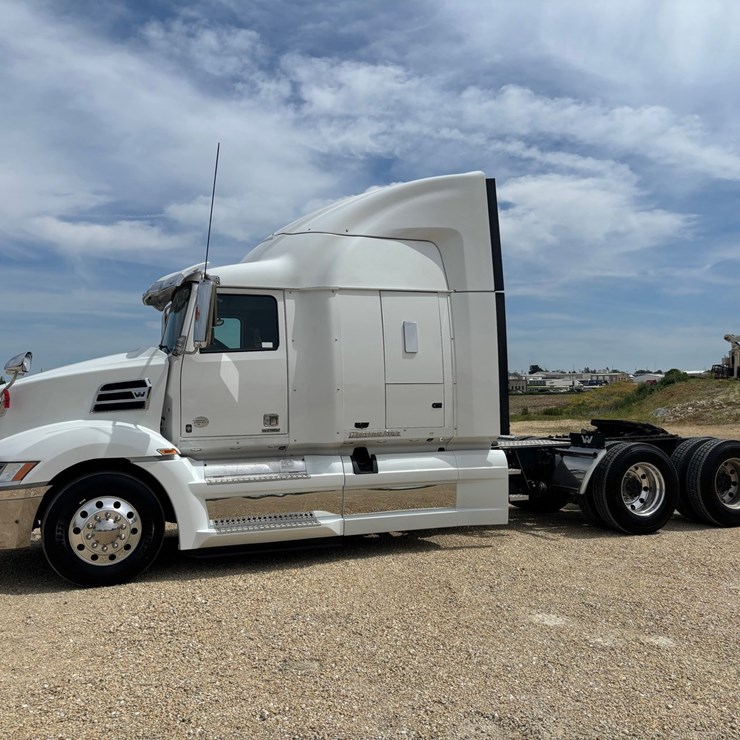 2020 WESTERN STAR 5700XE