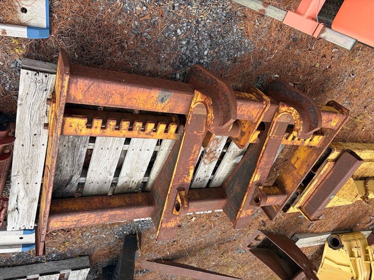 caterpillar-966f-image-1