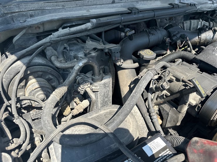 2001-ford-f450-image-34