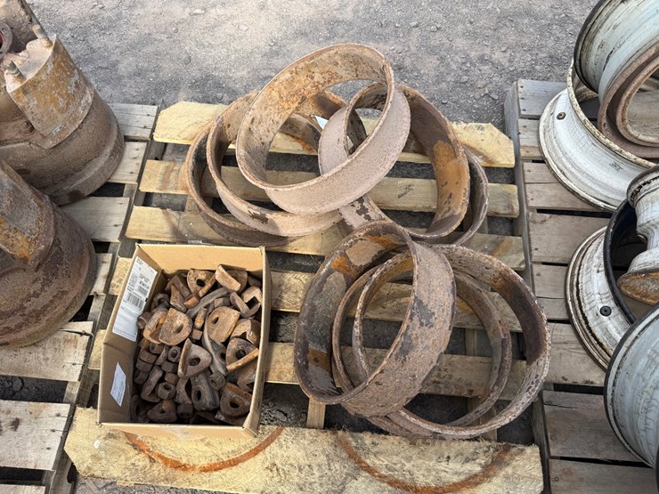 #1340-•-dayton-hubs-with-rings-and-rims-image-19