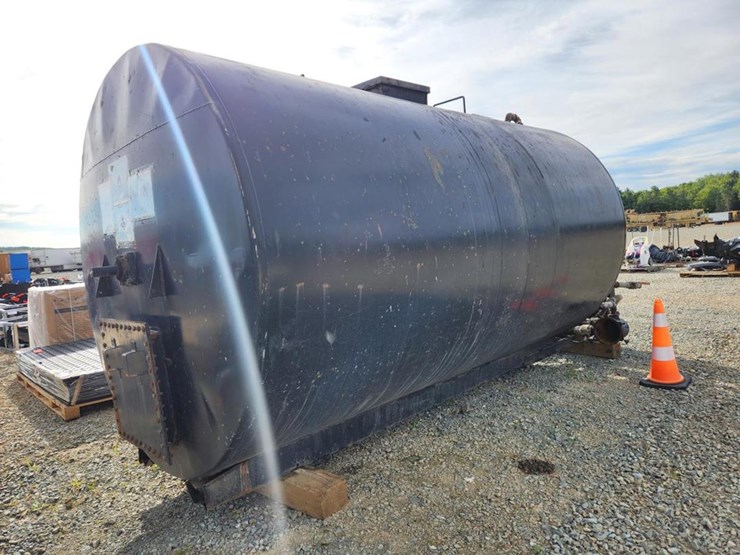 #5073-•-4400-gallon-seal-coat-tank-image-3