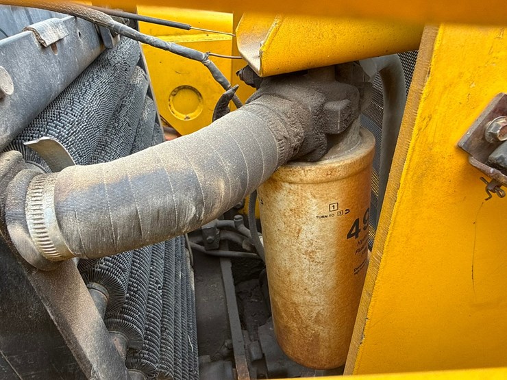 #1184-•-1997-kobelco-750-4x4-loader-backhoe-image-84