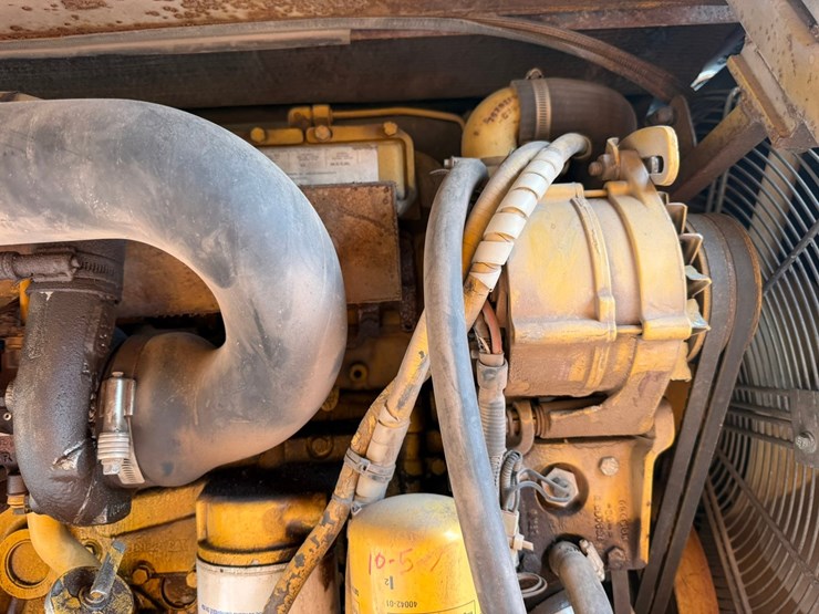 caterpillar-m318-image-53