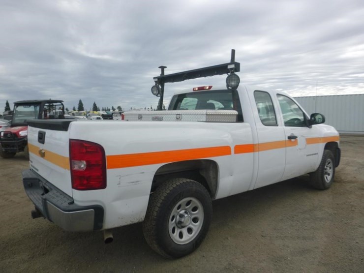 2009-chevrolet-1500-image-3