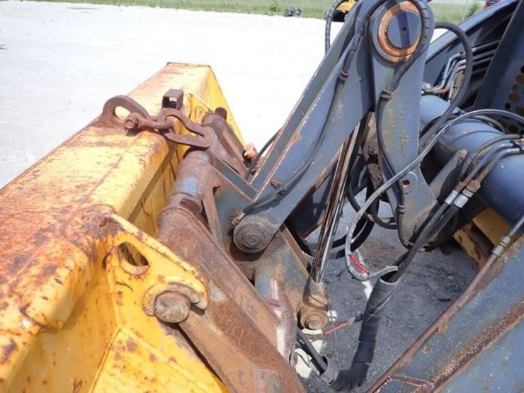 2009-deere-310sj-image-52