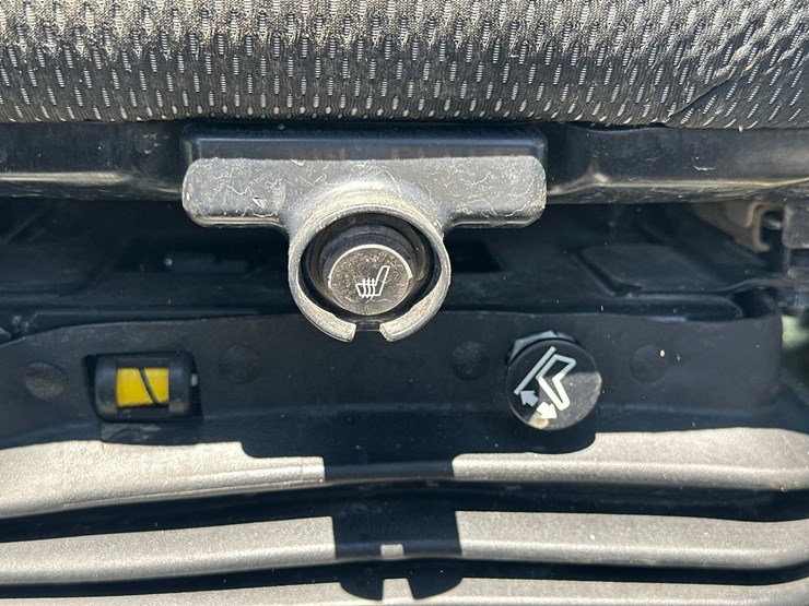 caterpillar-299d3-xe-image-36