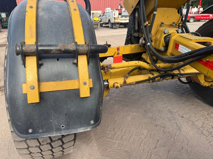 caterpillar-160m-image-13