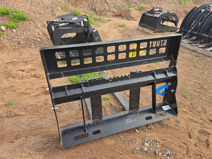 #6013-•-approx.-48"-unused-stout-skid-steer-pallet-forks-image-5