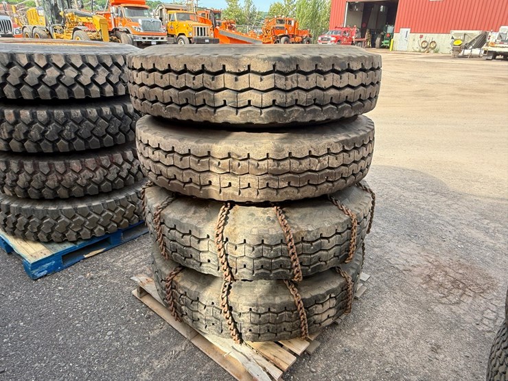 #1333-•-goodyear-tires-with-rims-image-2