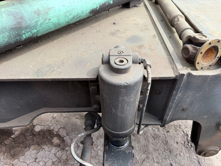 caterpillar-m318-image-39