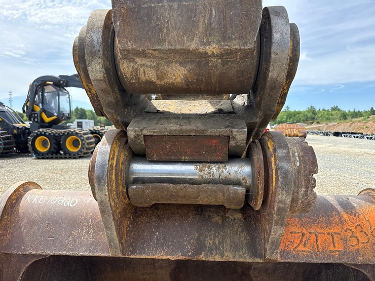 2017-caterpillar-336fl-image-13