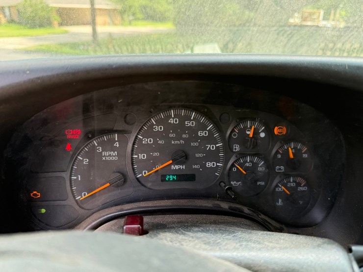 #1404-•-2006-gmc-6500-chip-box-truck-image-18