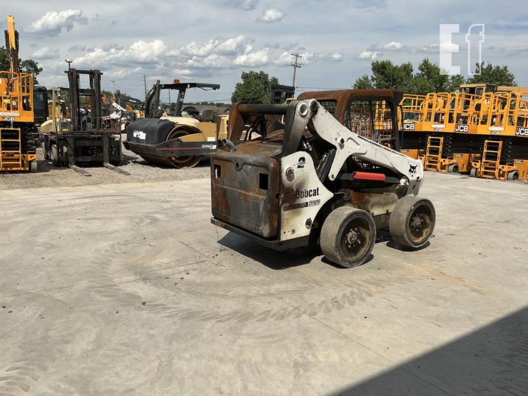 2016-bobcat-s650-image-4