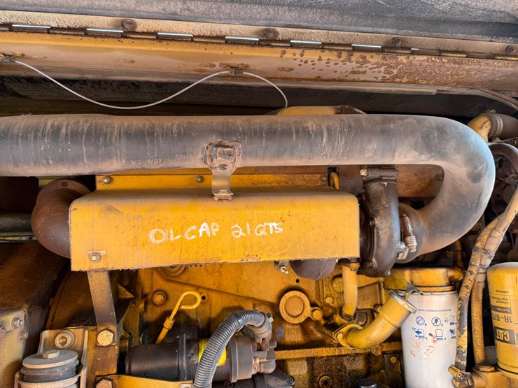 caterpillar-m318-image-49