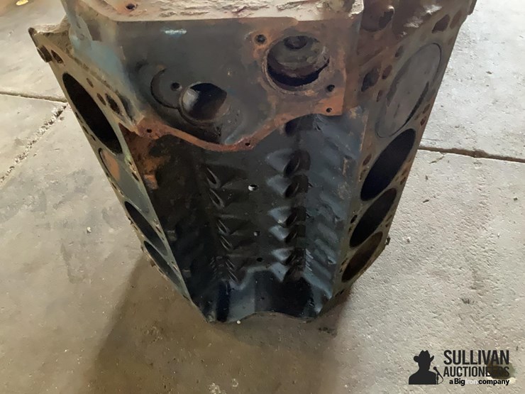 1972-ford-351-cleveland-2-bolt-main-standard-bore-short-block-image-14