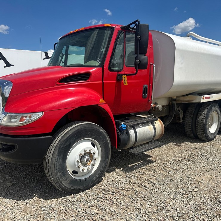 2015 INTERNATIONAL DURASTAR 4400